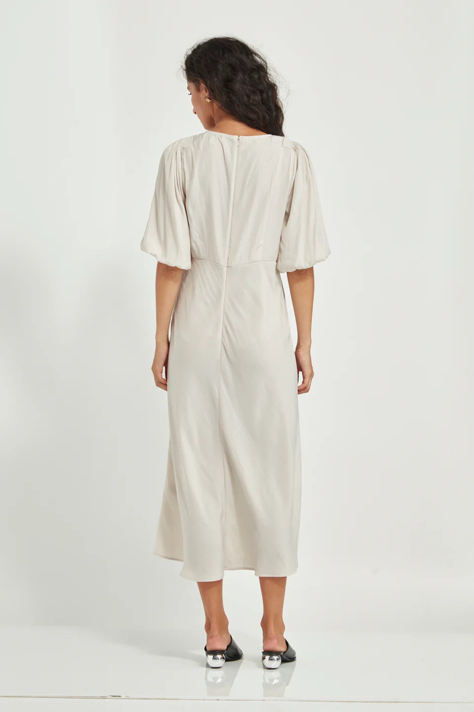 Verge - Glide -Opulent Dress // Champagne