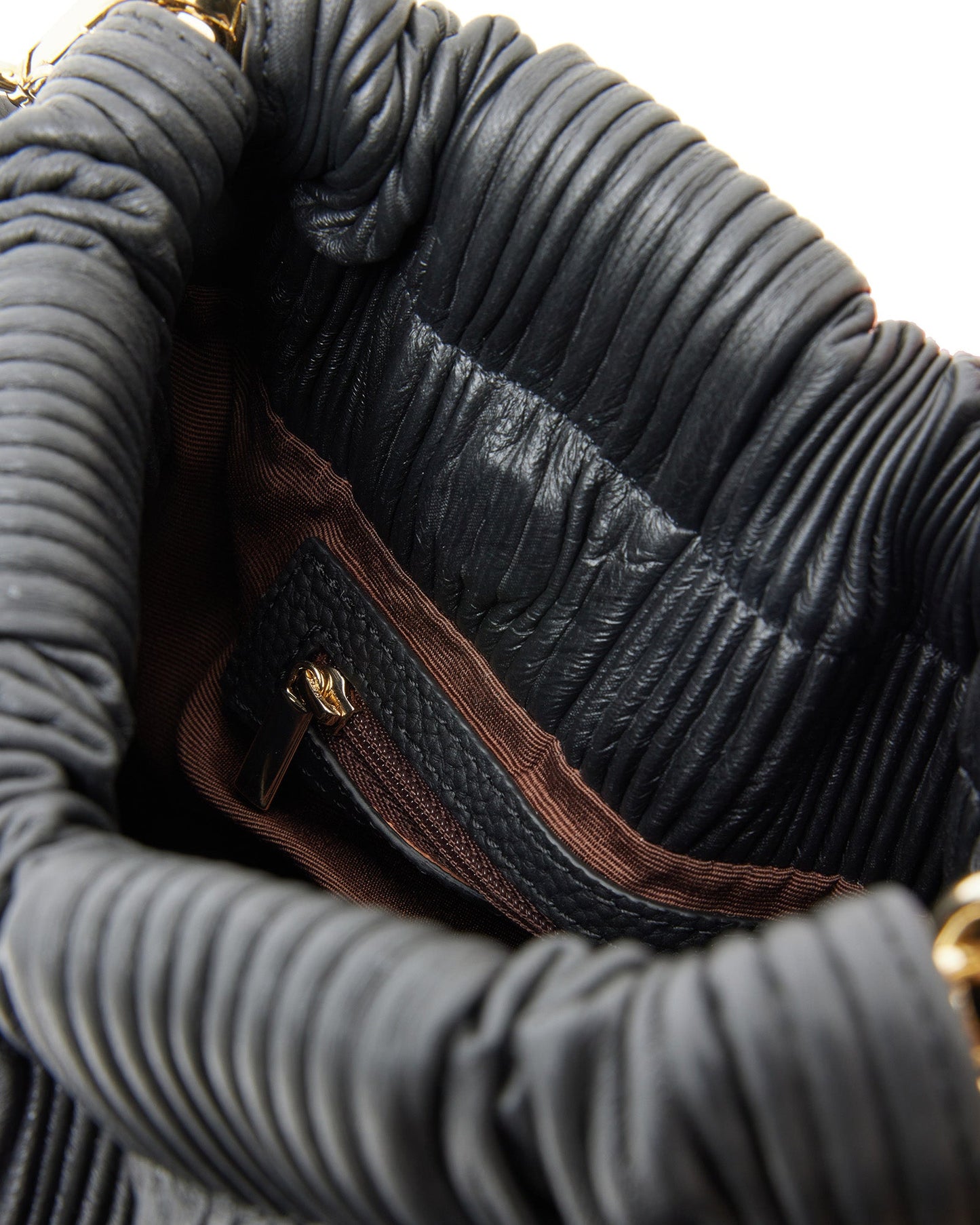 Saben - Alexis Pleat // Black