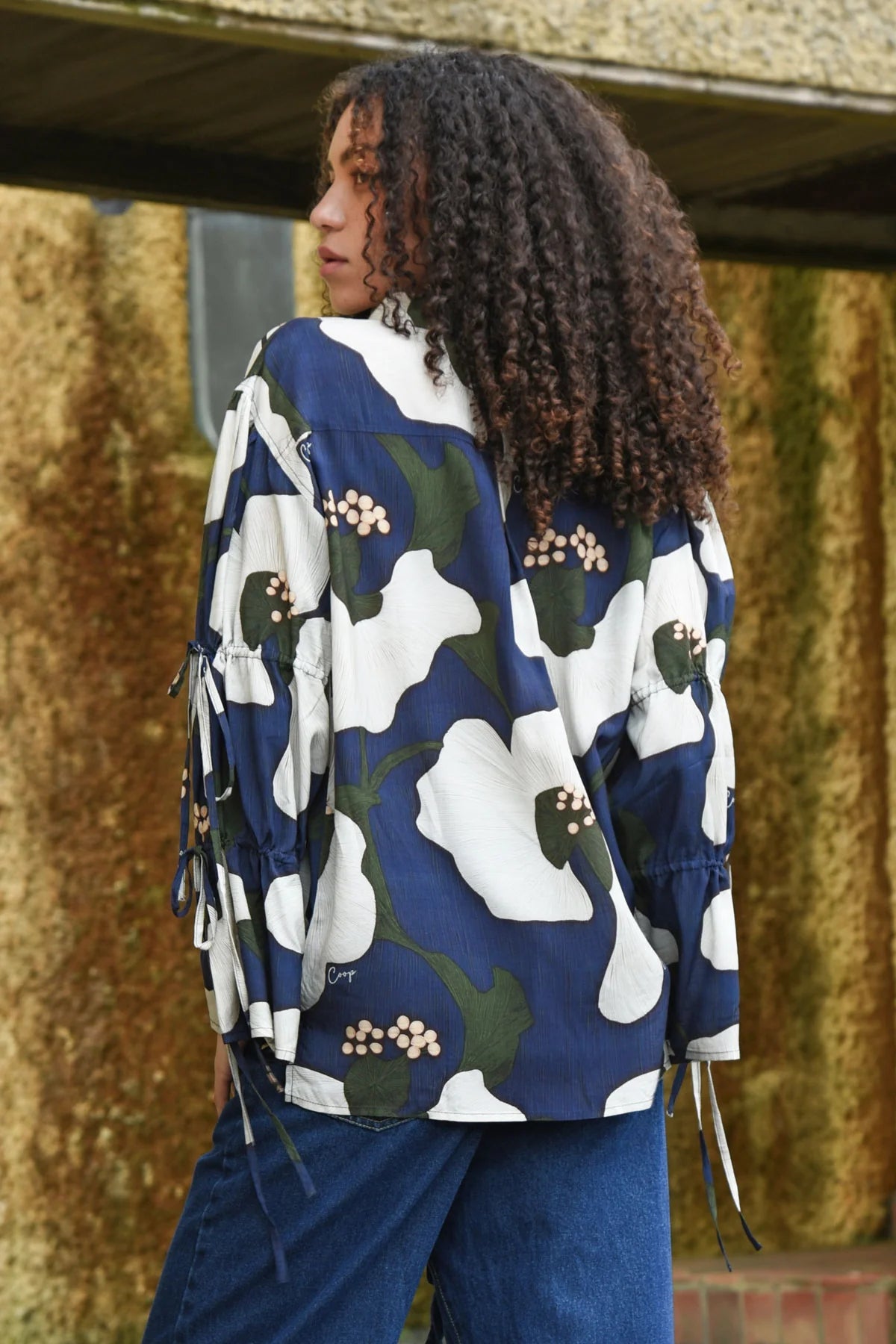 Coop - Sleeve It With Me Shirt // Navy