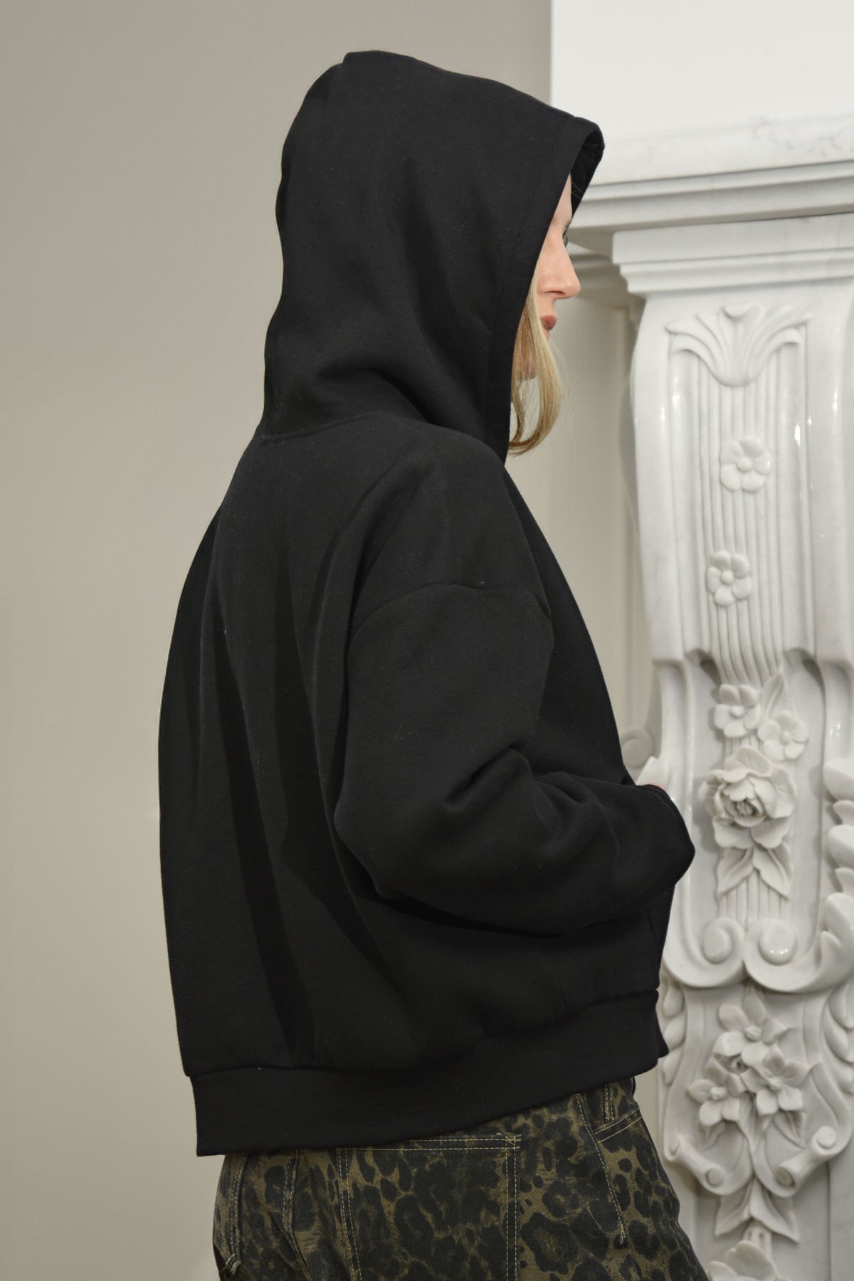 Curate - Sparkle and Shine Jumper / Black