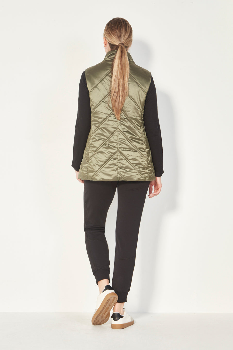 Verge - Outkast Vest // Thyme