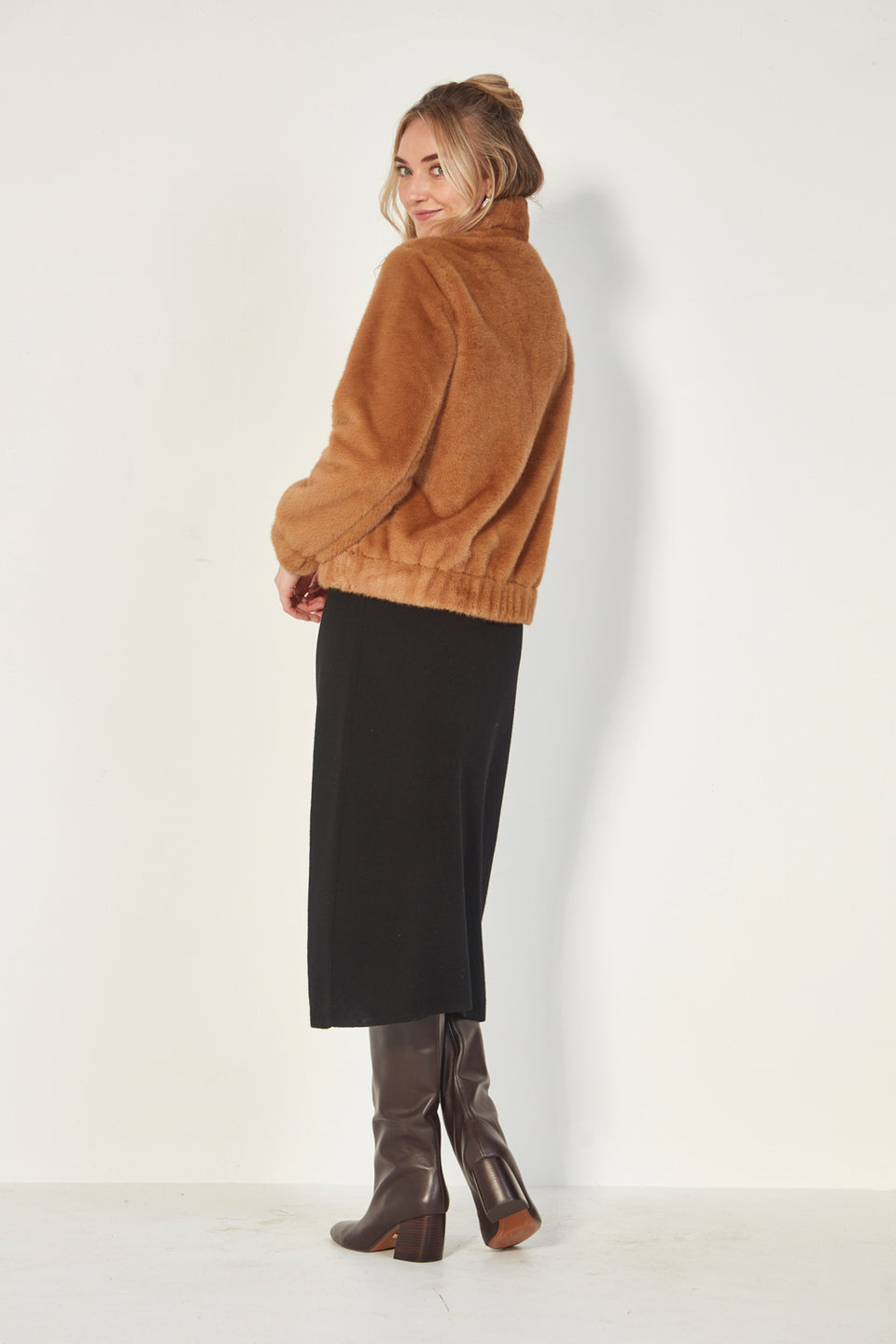 Verge - Parade Jacket // Caramel