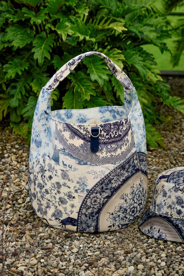 Curate - Full Volume Bag // Blue Plate // Spots